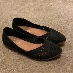 Women’s Toms Flats. Size 7